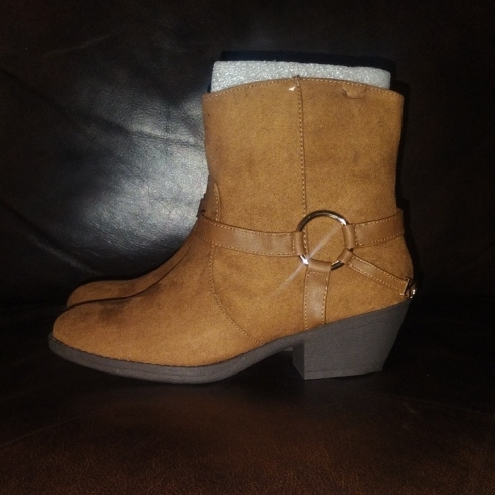MICHAEL KORS Brown Suede Ankle Boots